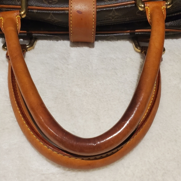 ✅✅✅SOLD✅✅✅ AUTHENTIC LOUIS VUITTON MANHATTAN GM - Picture 16 of 16